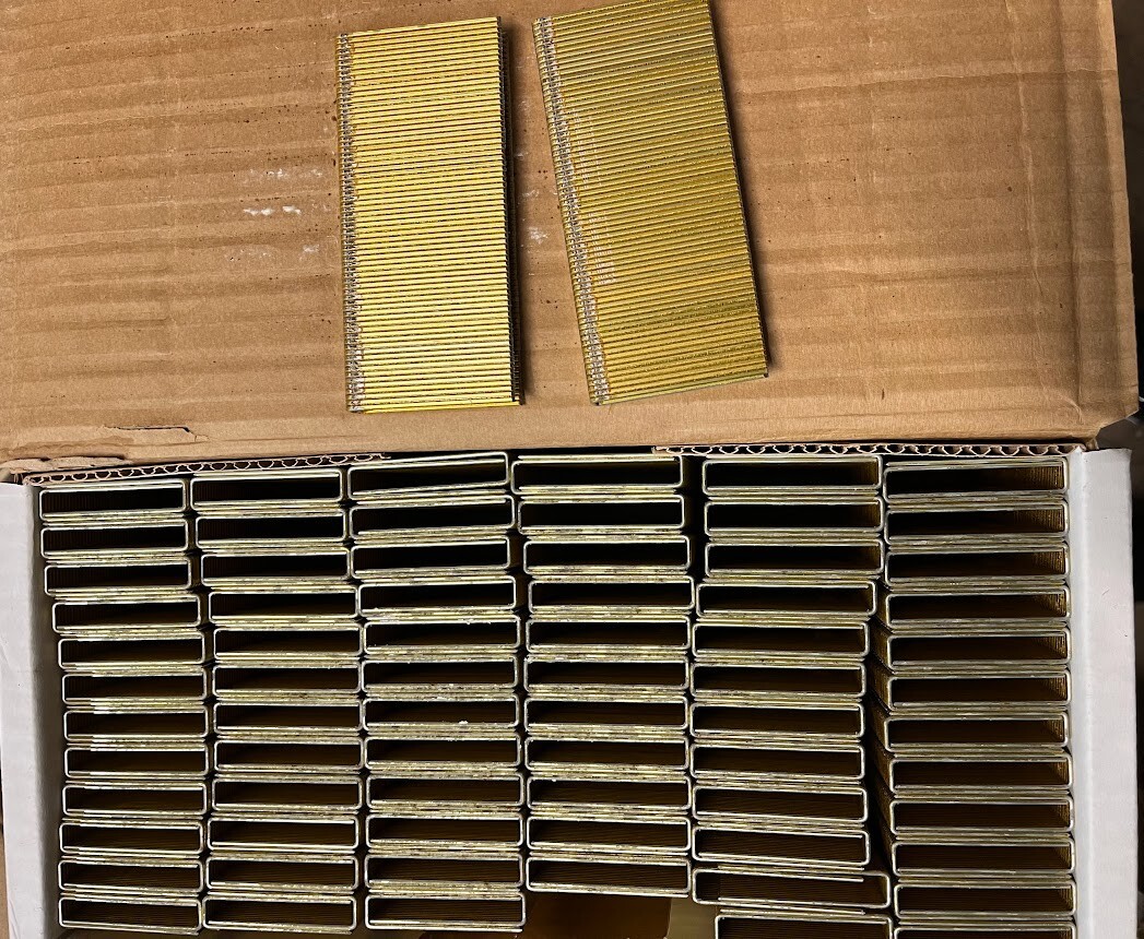 Spotnails 6611PG 16 Gauge Staples. 1 3/8"" length. Box of 5,000 Staples