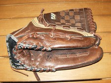 Mizuno GSL 1225 Slider 12.25 inch Professional Model Baseball Glove RHT