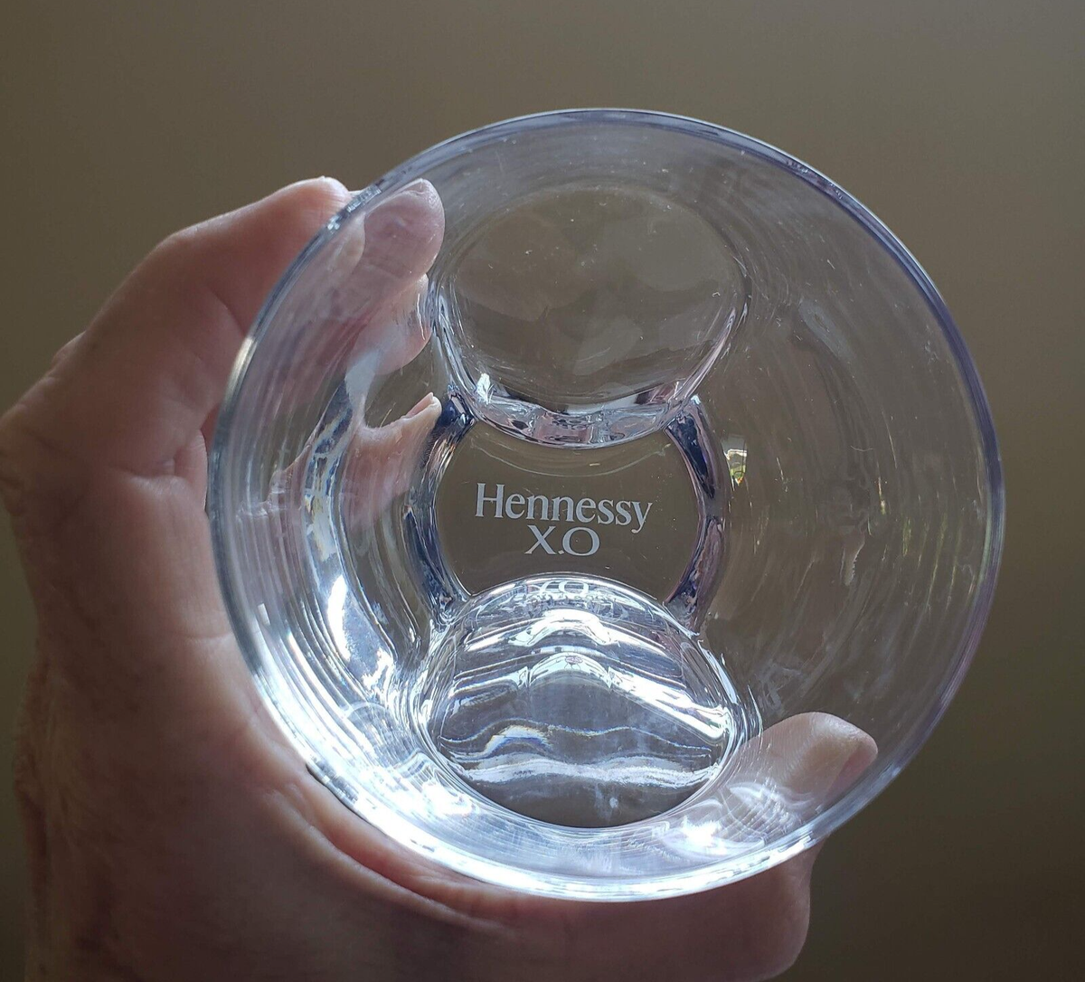 Hennessy ブランデー 700ml クリスタルサンドブラストグラス付き Hennessy XO Cognac Crystal Glasses by Thomas Bastide Set of 2