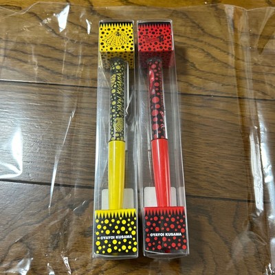 Yayoi Kusama Floating Ball Pen  Limited Set of 2 Moma Pumpkin