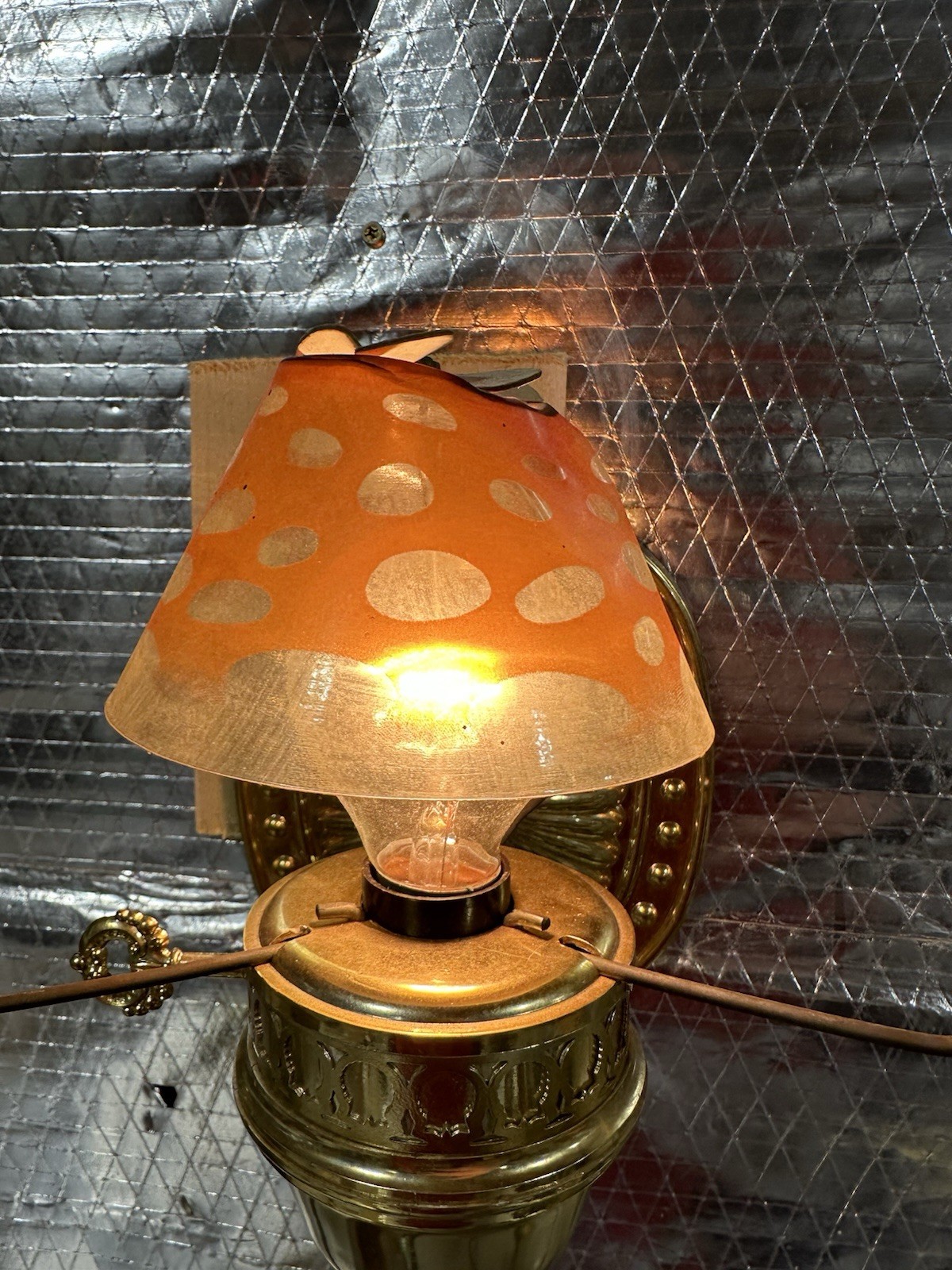 Vintage Pabst Blue Ribbon Beer Motion Heat Lamp Wall Sconce PBR Old Time Flavor