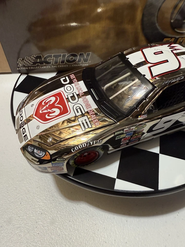 RARE Kasey Kahne ELITE #9 Dodge Dealers Pit Cap Car WHITE GOLD 2006 1/24 Diecast - Image 4 of 4