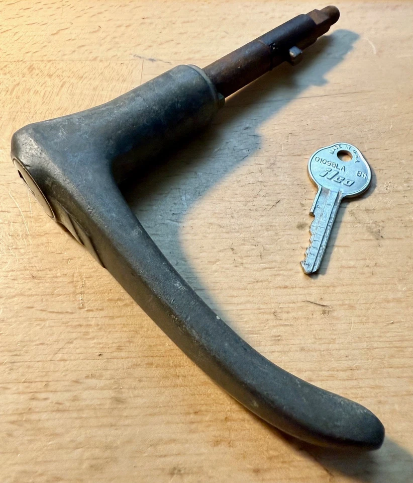 1939 1940 1941 BUICK PONTIAC OLDS REAR TRUNK DECK LID LOCKING HANDLE ROD RAT - Image 2 of 4