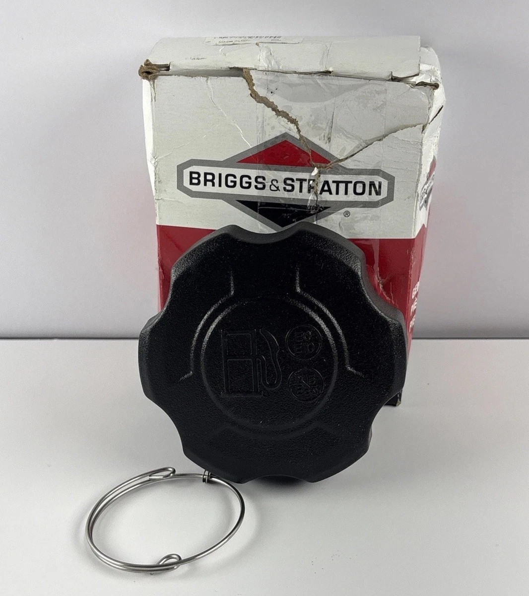 Briggs and stratton 84007570 Cap Fuel photo 2