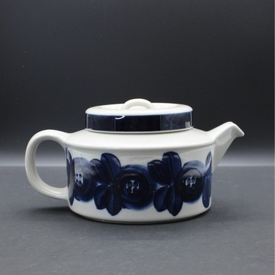 Vintage Arabia Finland Anemone Teapot with Lid Ulla Procope Mid Century Modern