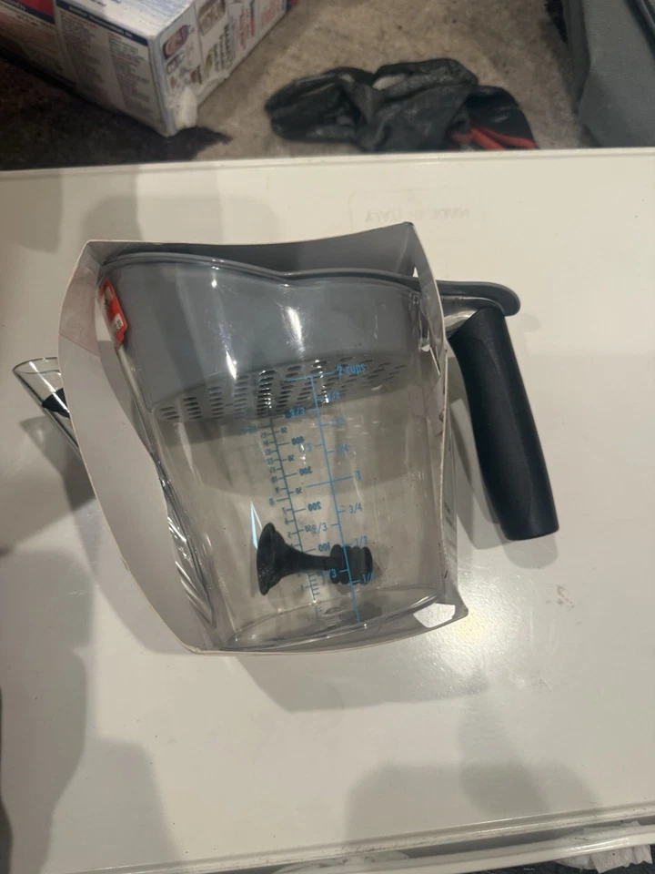 OXO SoftWorks 2-Cup Fat Separator – Dishwasher Safe – New - Image 2 of 4