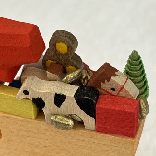 Erzgebirge Emil Helbig Carved Santa Sleigh & Reindeer Figurine 5”x2”x.5” Vintage - Picture 12 of 22