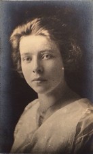 1910 s Antique PHOTO Edwardian Senior High School School Girl Beauty