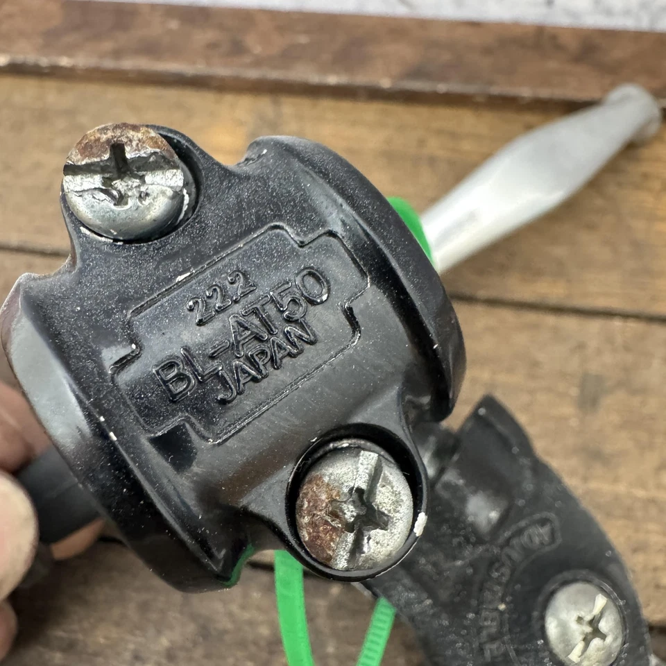 Par de alavancas de freio vintage Shimano BL-AT50 22,2mm MTB ATB Canti Japão prata anos 80 - Imagem 3 de 4