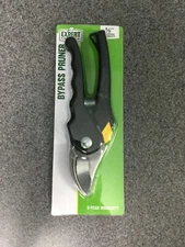 Expert Gardener ByPass Pruner 5/8” Cutting Capacity M22A