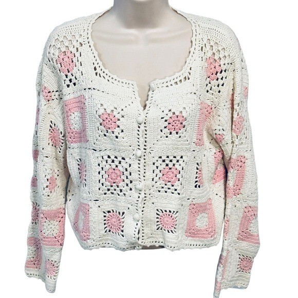 Vintage 80s 90s One Step Up Women's Totally Button Crocheted