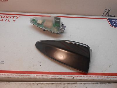 06-12 BMW 3-series shark fin antenna  6929348  QB0238