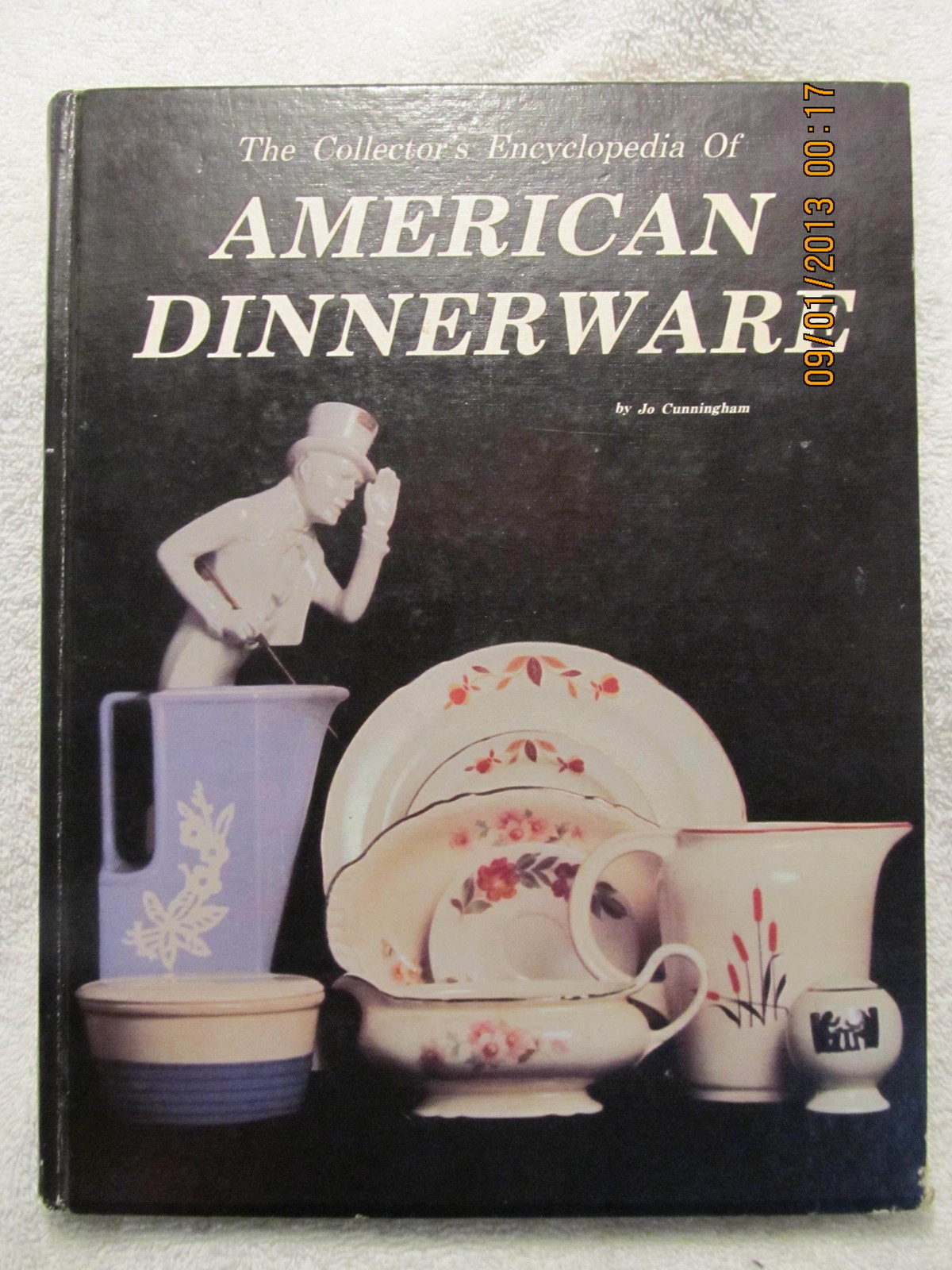 Collectors Encyclopedia of American Dinnerware 1982 With Hun