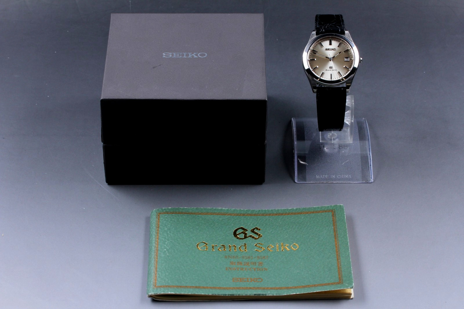 [N MINT / Box] Vintage Grand Seiko 8N65-8000 SBGG003 36mm Date Qz Men From JAPAN image 4