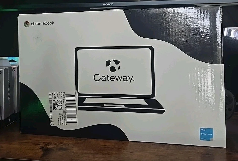 NEW Gateway Chromebook, 15.6" HD, Intel Pentium N6000 Laptop Notebook 4GB RAM - Image 2 of 4