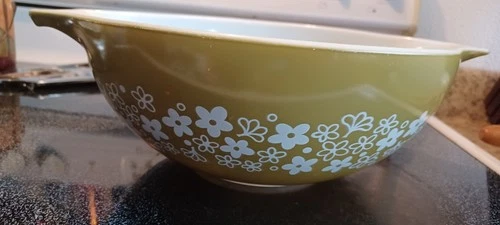 VTG Pyrex Spring Blossom Crazy Daisy Bowl Green Pyrex #444 4 liter USA