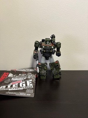 Transformers WFC Siege Hound Action Figure