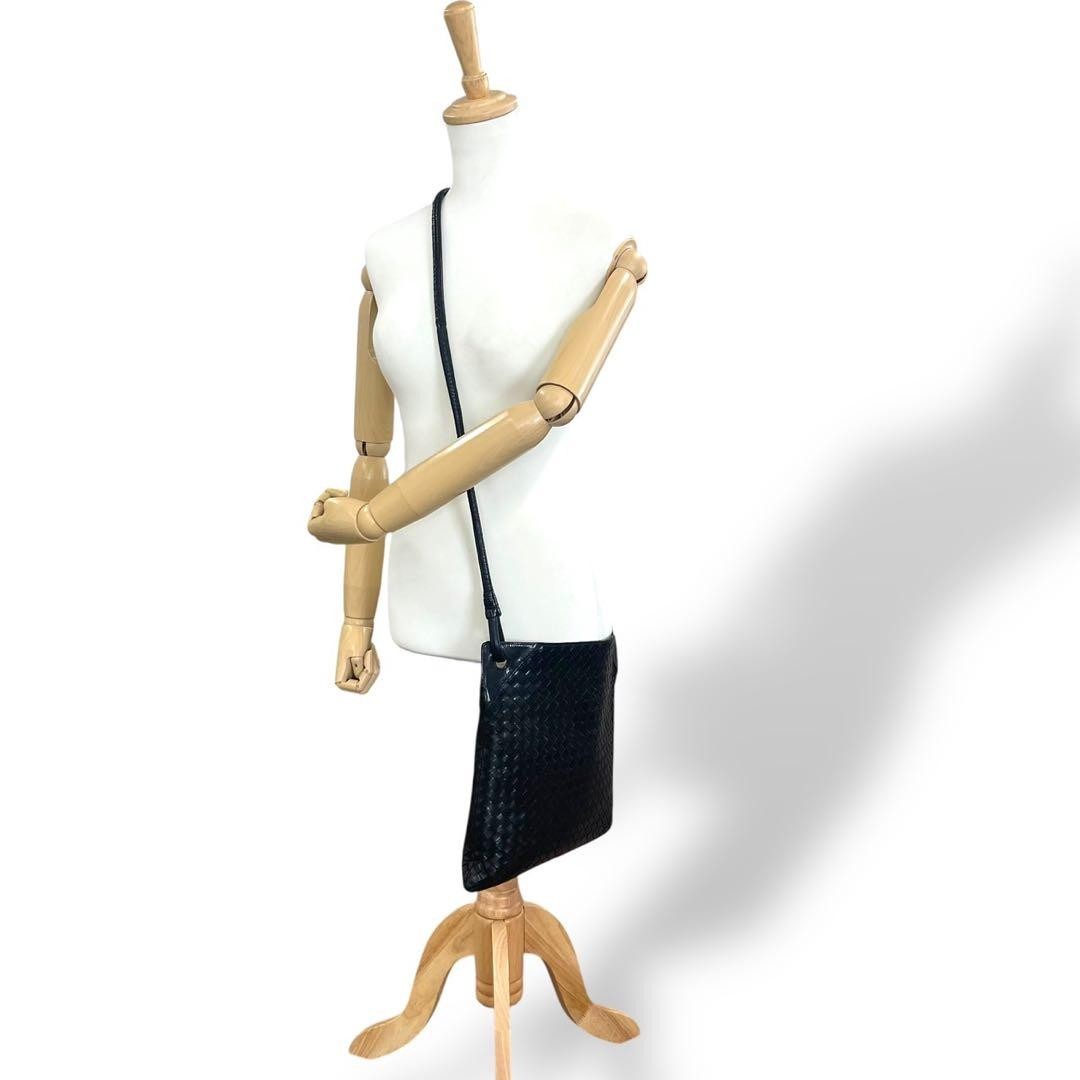 BOTTEGA VENETA Leather Shoulder Bag Authentic Used Item thumbnail 14