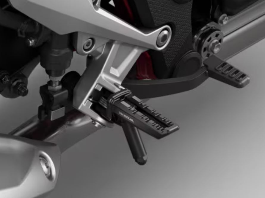 2025 Genuine Honda CB750 Hornet Sport Aluminum Footpegs Black