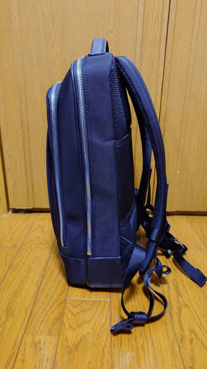 Picture 3 of 4