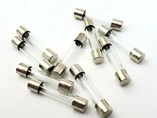 Lot of 100 AGC 250 Volt 20 Amp 1/4" x 1-1/4" Glass Fuses Fast Acting Brand New