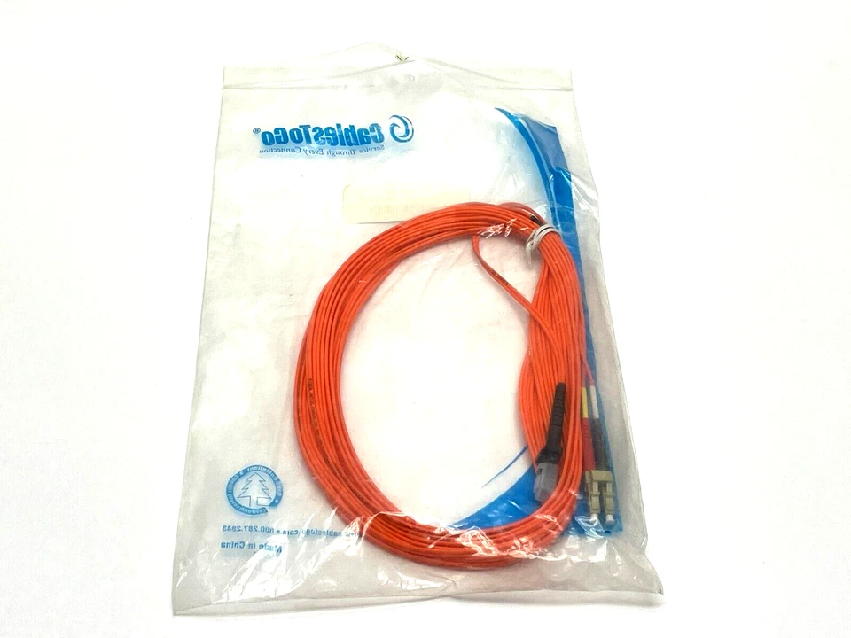 C2G 33185 Duplex Multimode PVC Fiber Optic Cable 8m Length - Image 2 of 4