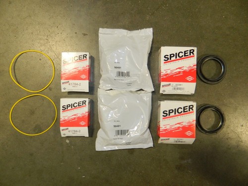 INNER KNUCKLE DUST SEAL KIT FORD HUB F350 F250 DANA 50 60 2001 2002 4X4 FRONT - Picture 2 of 3