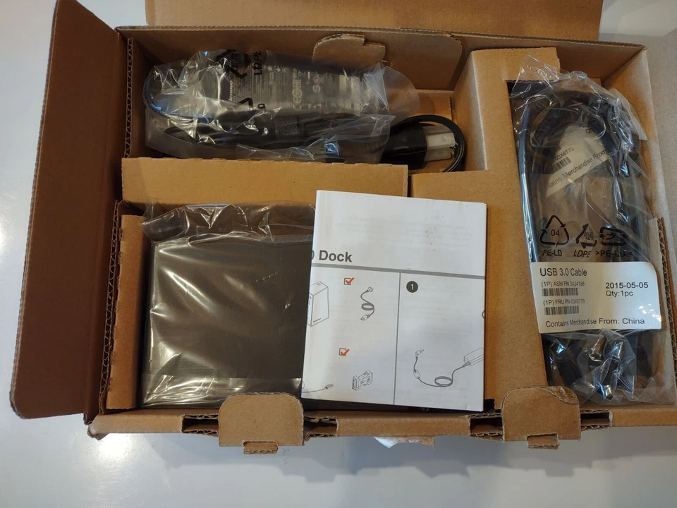 NUEVO - Estación de acoplamiento básica Lenovo USB 3.0 4X10A06687 EE. UU. Foto 3 de 4