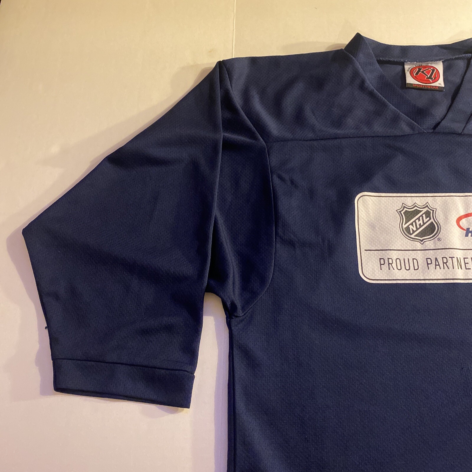 K1 Sportswear NHL & Team USA Hockey Youth Large Blue Shirt