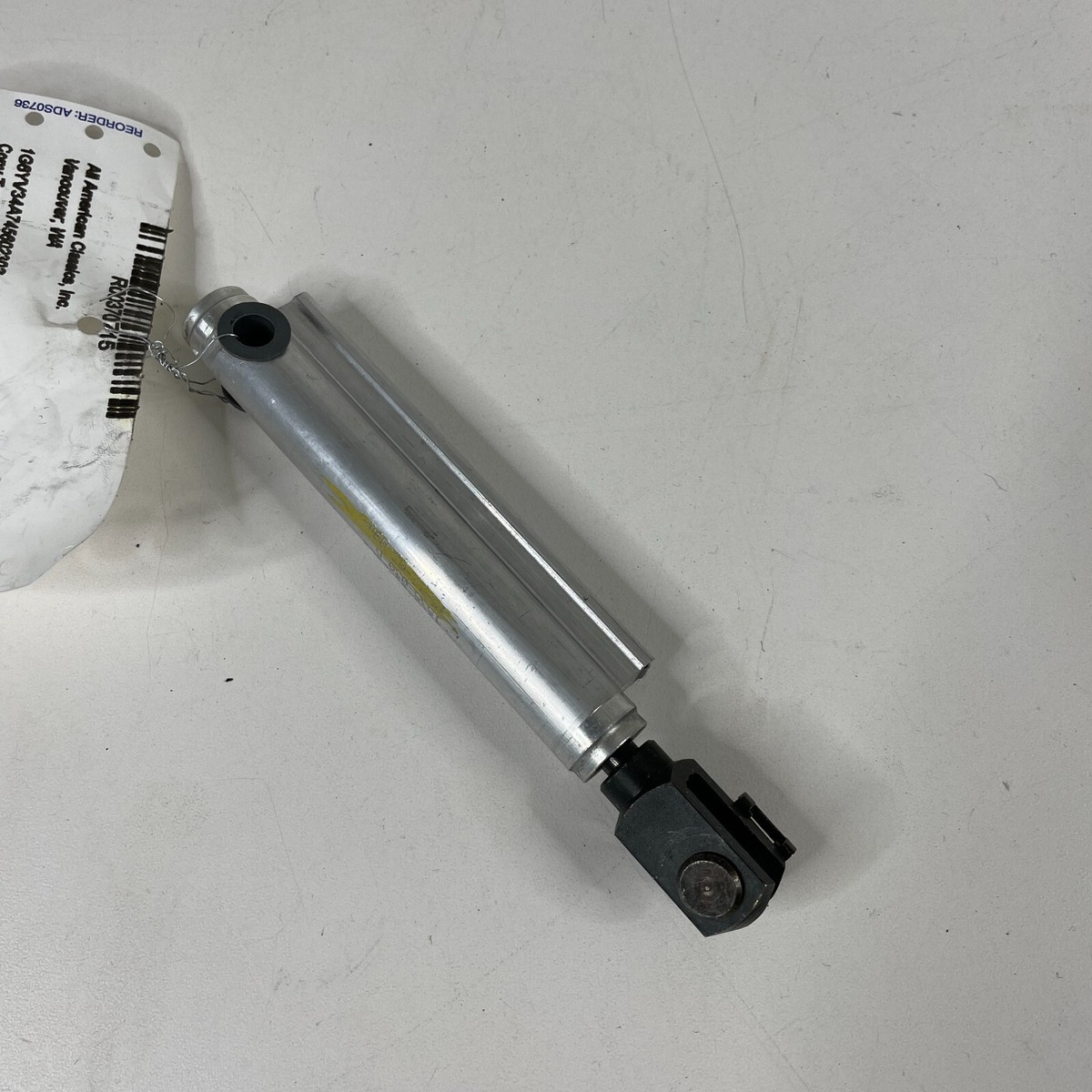 2004-2009 Cadillac XLR Tonneau Convertible Top Lift Cylinder