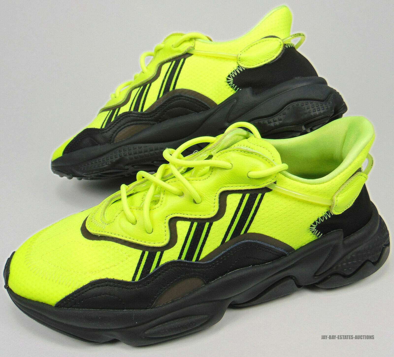 adidas ozweego volt