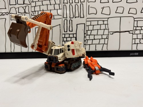 Transformers Armada Hoist Super Con Complete
