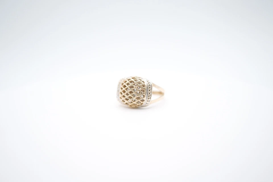 14K Yellow and White Gold Crosshatch 3D Split Shoulder Ring - Image 2 of 4