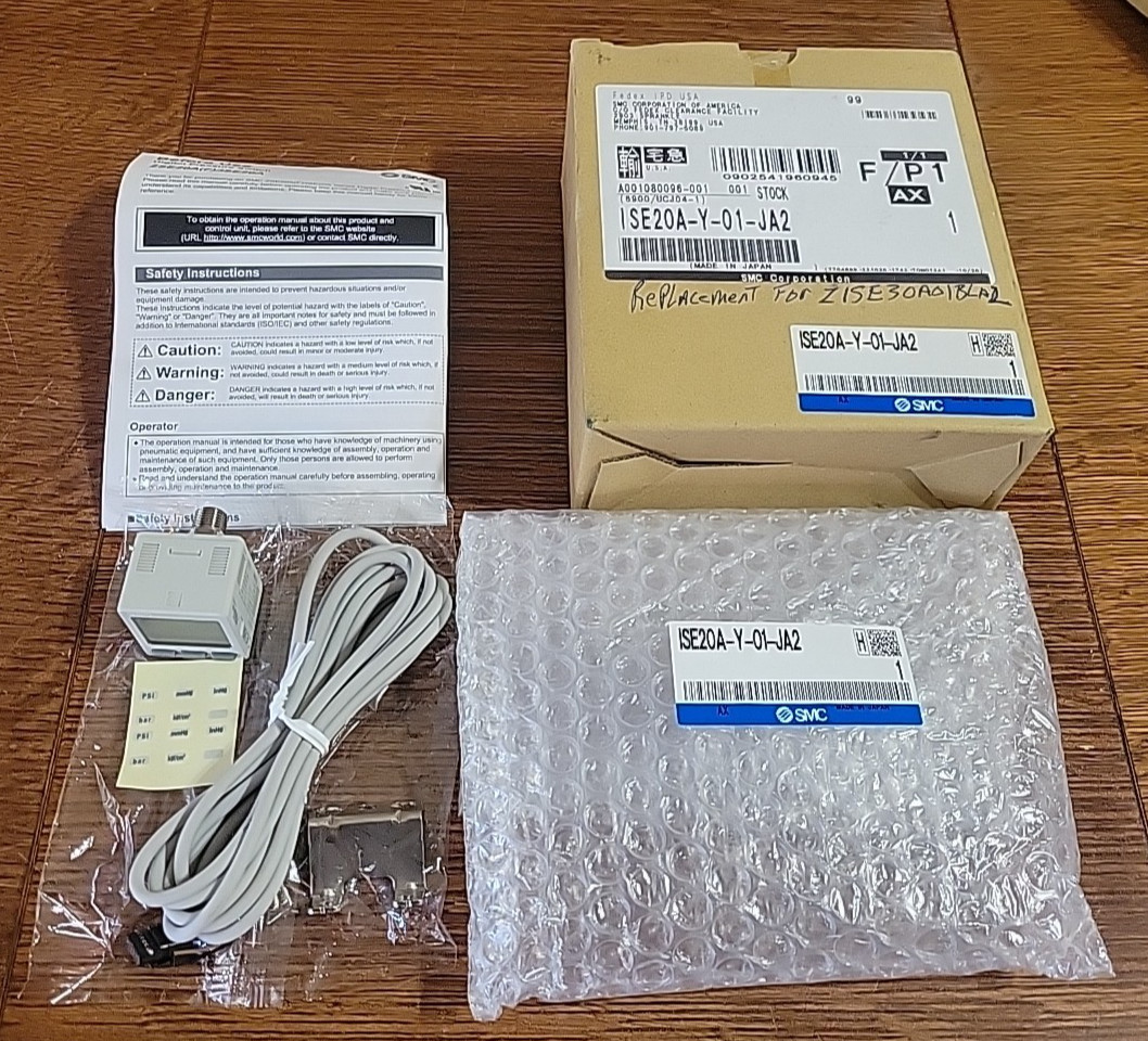 NEW SMC ZSE20A(F)/ISE20A Digital Pressure Switch - New In Box
