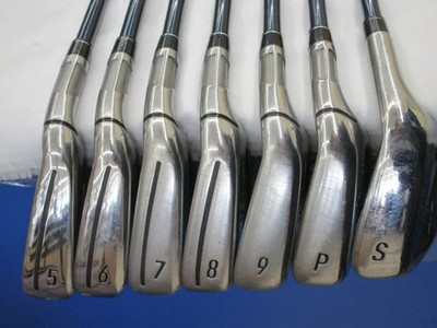 TaylorMade SIM2 MAX Eisensatz 5-9,Pw,Sw 7tlg Flex Stiff TENSEI BLUE TM60 Graphit