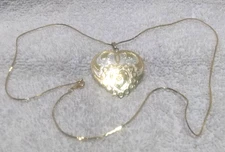 Montana Silversmiths Silver Gold Double Heart Engraved Pennant Gold Chain Great