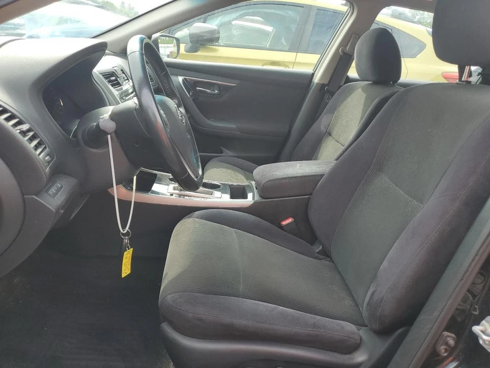 Used Rear Left Door Assembly Rear Side fits: 2013 Nissan Altima electric Sdn Rea - Изображение 4 из 4