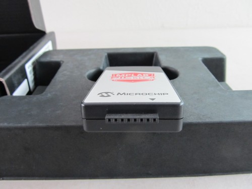 MPLAB PICkit 4 In-Circuit Debugger New, Open Box - Picture 4 of 8