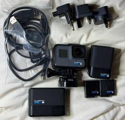 GoPro HERO 6 （ゴープロ） GoPro HERO 6 Black 4K HD Waterproof Digital Camera + Accessories