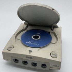 Sega Dreamcast Console PAL HKT-3030 For Parts Or Repair Untested