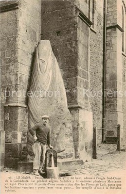 Le Mans Sarthe Peulvait en gres de 4m55 de haut adosse a l angle Sud Ouest de la