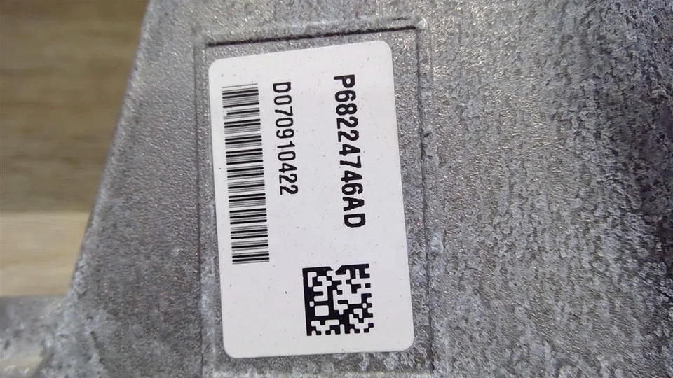 2020 - 2025 CHRYSLER VOYAGER ENGINE RIGHT FRAME MOUNT BRACKET OEM 68224746AD - Image 2 of 4