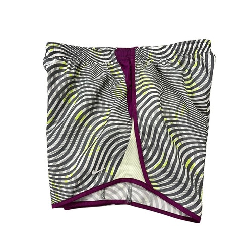 NEW Nike Youth Kids Girl DRY-FIT Sports Shorts with Inner Layer Size XL - Picture 2 of 5