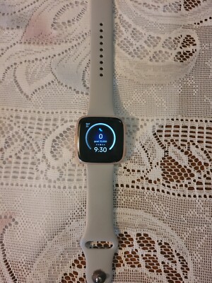 Fitbit Versa Special Edition Smart Watch Rose Gold With Grey Band Plus A...