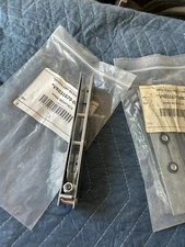 Set Viking 031679-000 Hinge Receptacle 2 Pieces New In Box