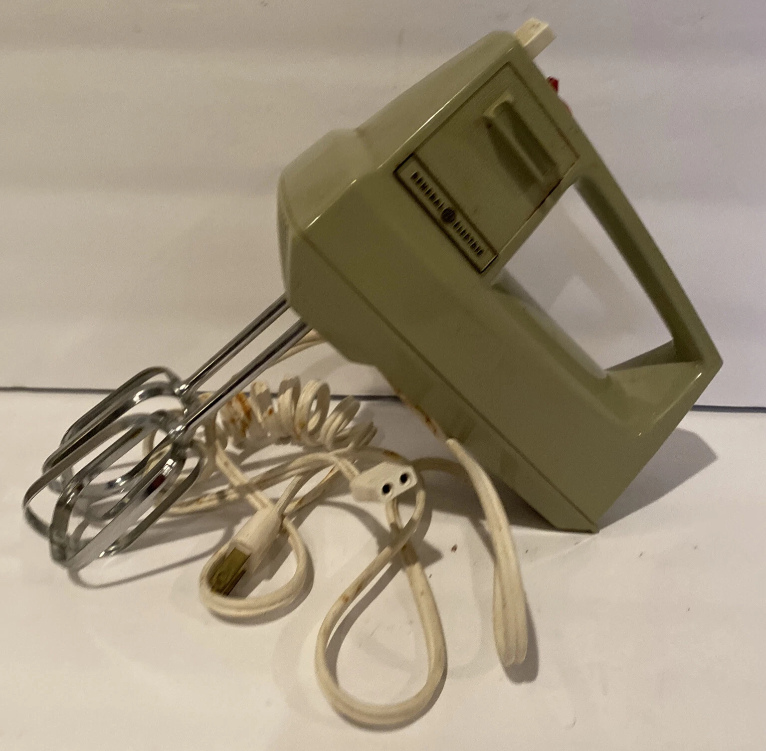 Hand Mixer General Electric Avocado Green Model D1M24 3 Speed Vintage Works
Opens in a new window or