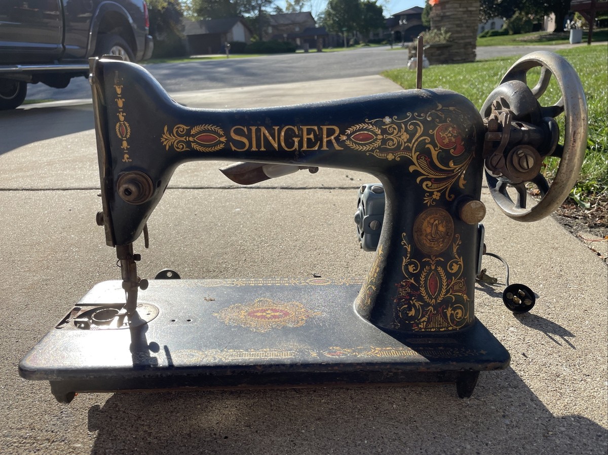 ねい1966 Vintage Singer Sewing Machine -Red Eye - 66-1 | eBay
