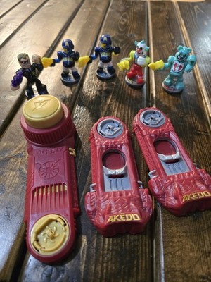 Akedo ULTIMATE Arcade Warriors Mini Battle Action Figure-lot Of 5 With 3 Stands 