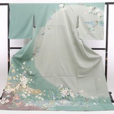 Outstanding Dyed Kimono Beautiful Floral Pattern Hand-sewn Silk Made in Japan
