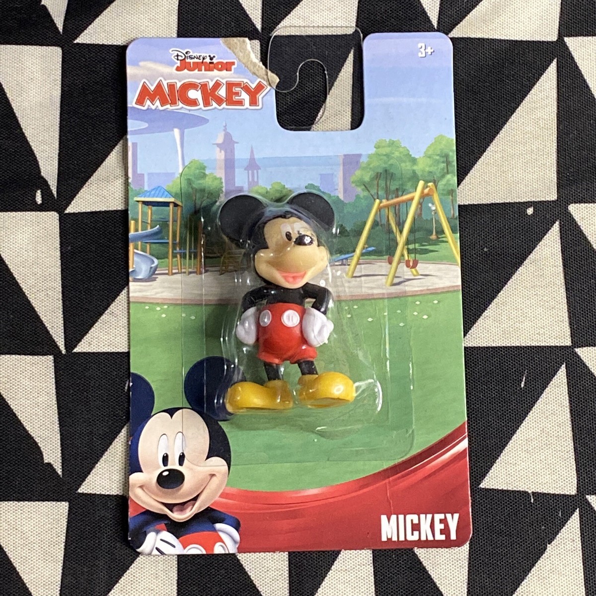 【新品】ディズニー MICKEY'S PARTY ツネオ•サンダ 2000ピース 人気のファッションブランド！ 新品】ディズニー MICKEY´S 2000